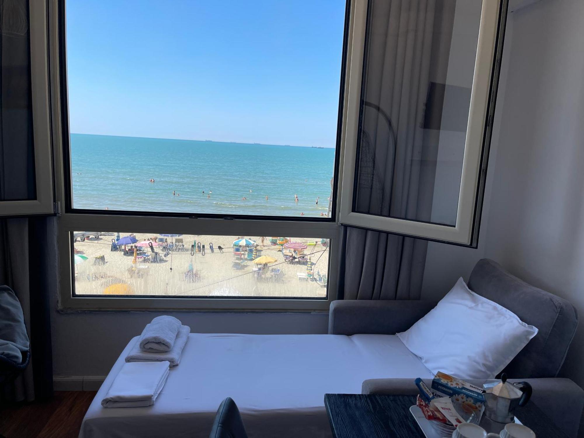 Arteg - Full Sea View